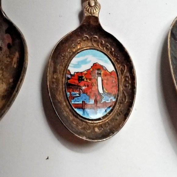 Vintage Lot Of 4 Silver Plated Spoons Need Cleaning 5" to 6" One Is 1847 Rogers - Picture 4 of 10